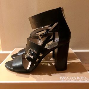 Michael Kors Winston Sandal (Black Strappy Sandal)
